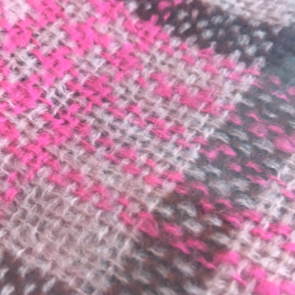 NWT Madewell Azalea plaid Gauzy pink plaid Scarf New Great Gift Idea - Picture 5 of 6